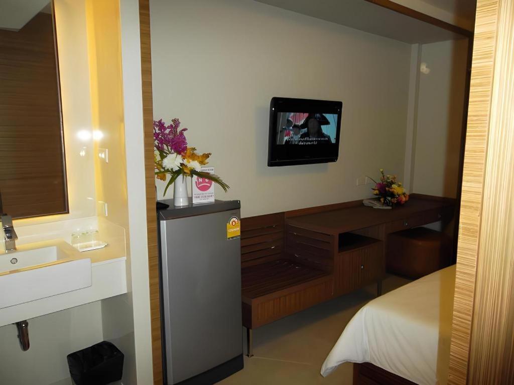 Honey Lodge Pattaya Bagian luar foto